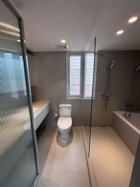 Housing image — Bathroom