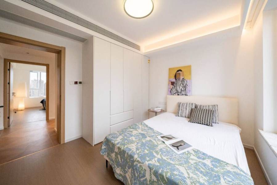 Housing image — Bedroom