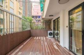 Spacious 1BR Apartment in Jing'an with Terrace (L7)