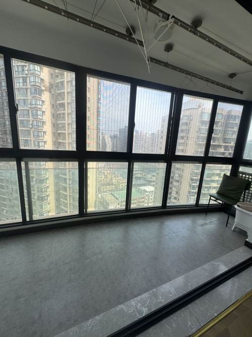 Housing image — Balcony