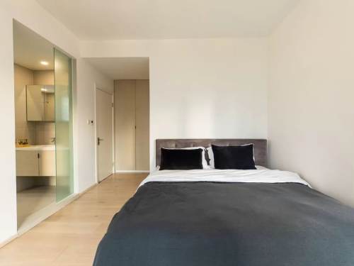 Housing image — Bedroom
