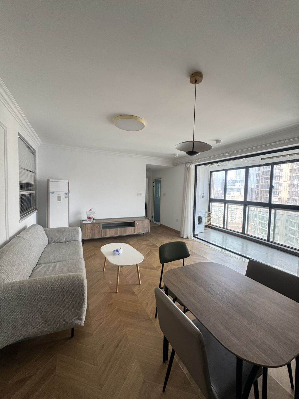 Housing image — Living Room