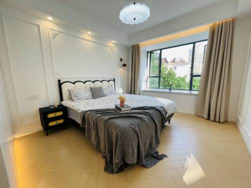 Housing image — Bedroom