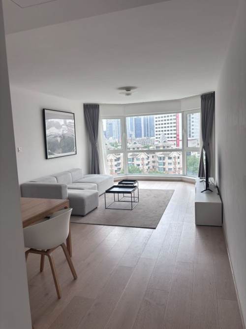 Housing image — Living Room