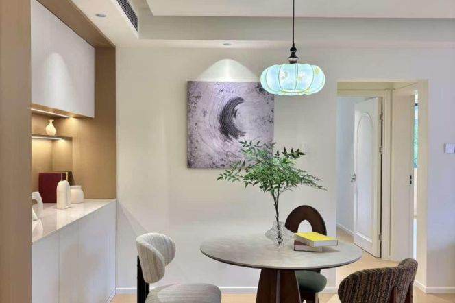 Spacious 2BR Apartment in Old Xuhui (L10/L11)