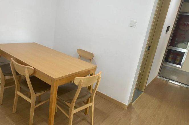 2BR Apartment near Shanghai International Studies University (Hongkou Campus)