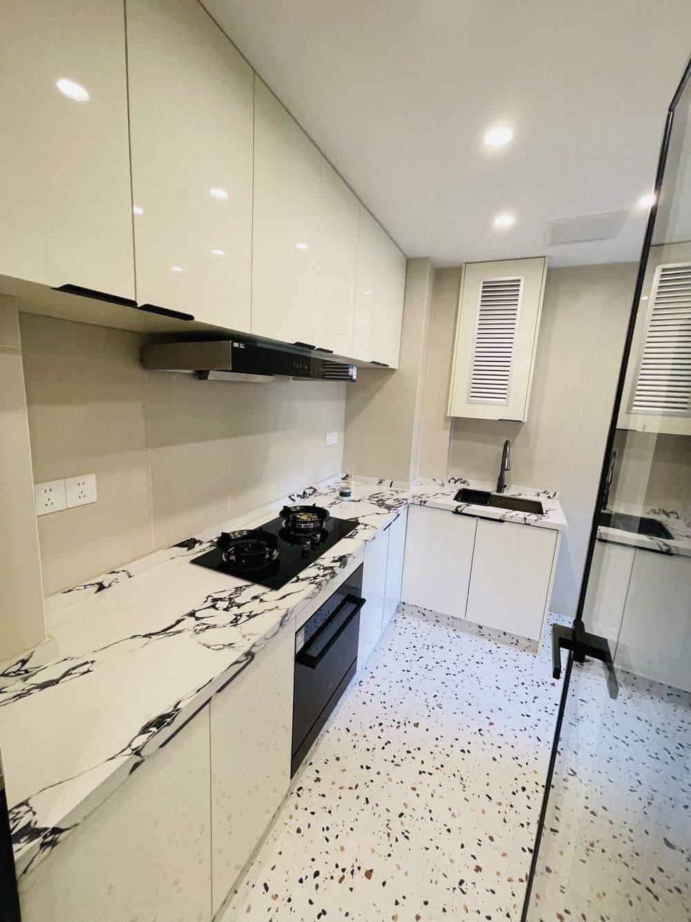 Housing image — Kitchen