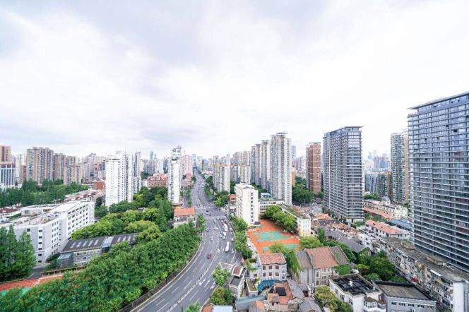 High-Floor 3BR Apartment in Old Town / South Bund (L4/L9)