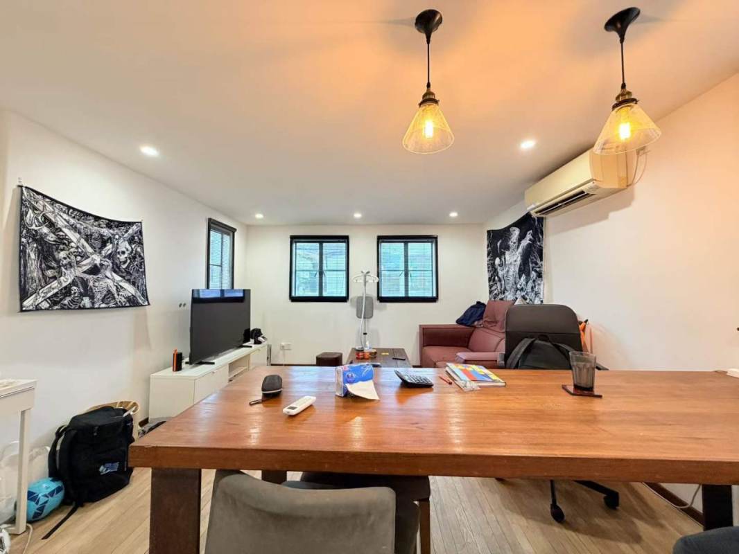 Housing image — Dining Area