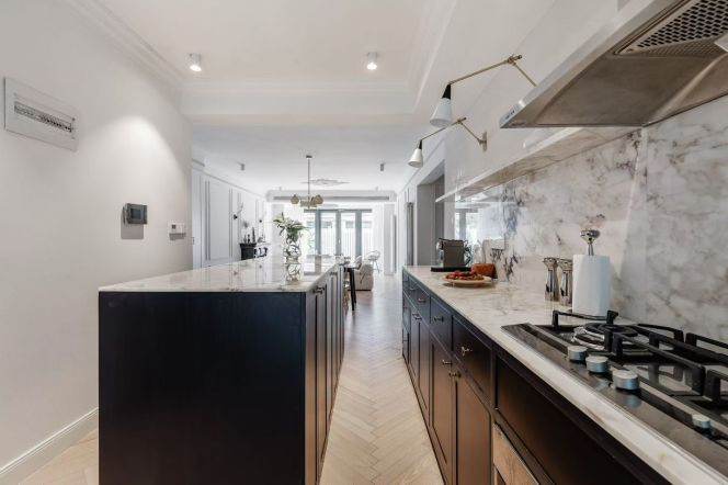 Spacious 3BR Lane House in Old Xuhui with Terrace (L2/L7/L14)