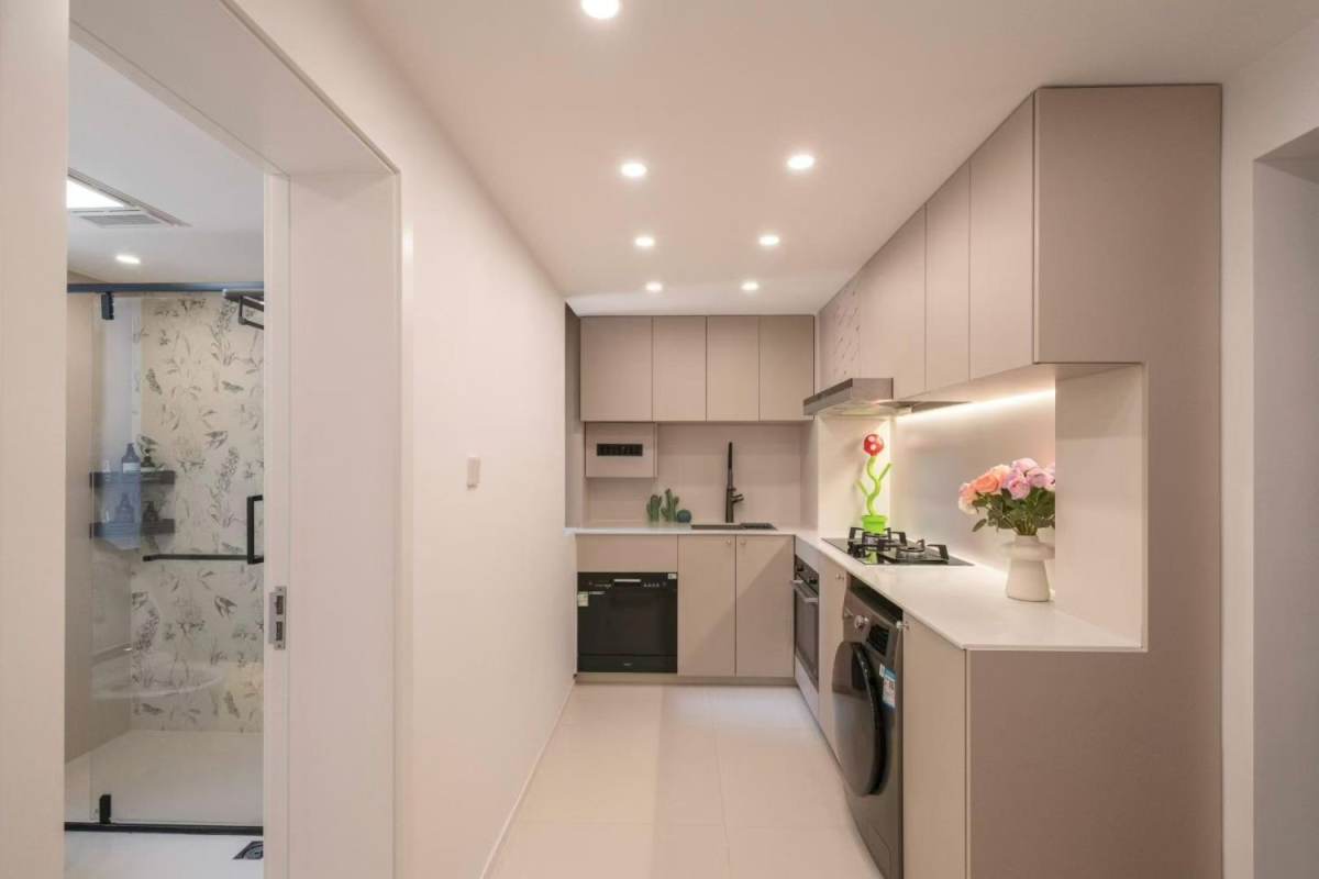 Housing image — Kitchen