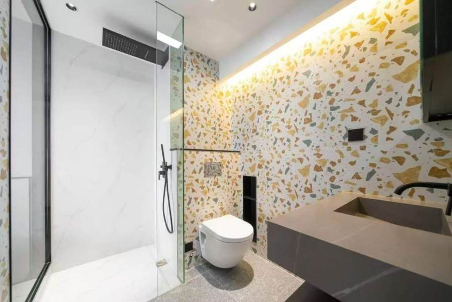 Housing image — Bathroom