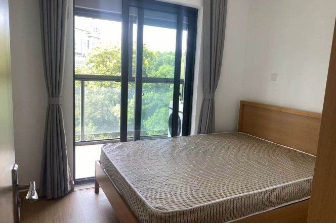 2BR Apartment near Shanghai International Studies University (Hongkou Campus)