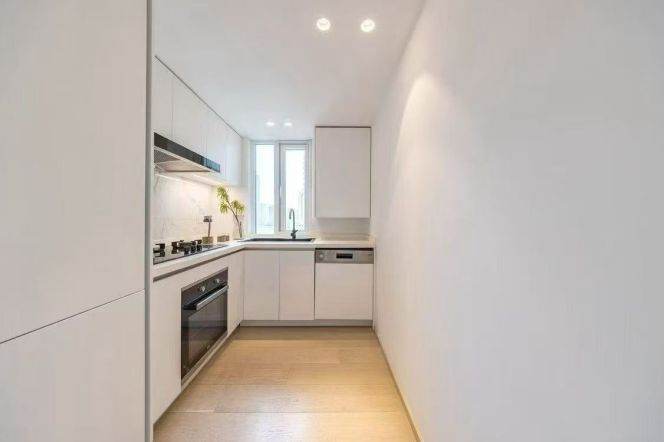 2BR Apartment at Shanghai Grand Plaza (Compound)