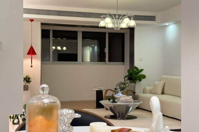 Spacious 2BR Apartment near Jiangsu Rd Metro (L2/L11)