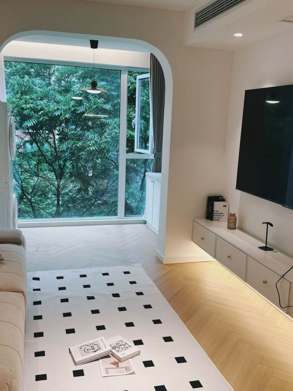Housing image — Living Room