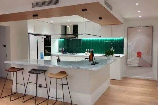 Spacious 3BR Apartment in Old Xuhui (L1/L7/L9)