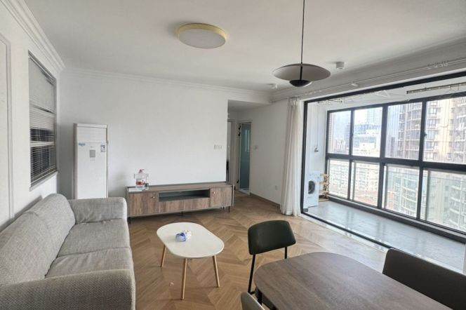 High-Floor 2BR Apartment in Jing'an (L7/L13)