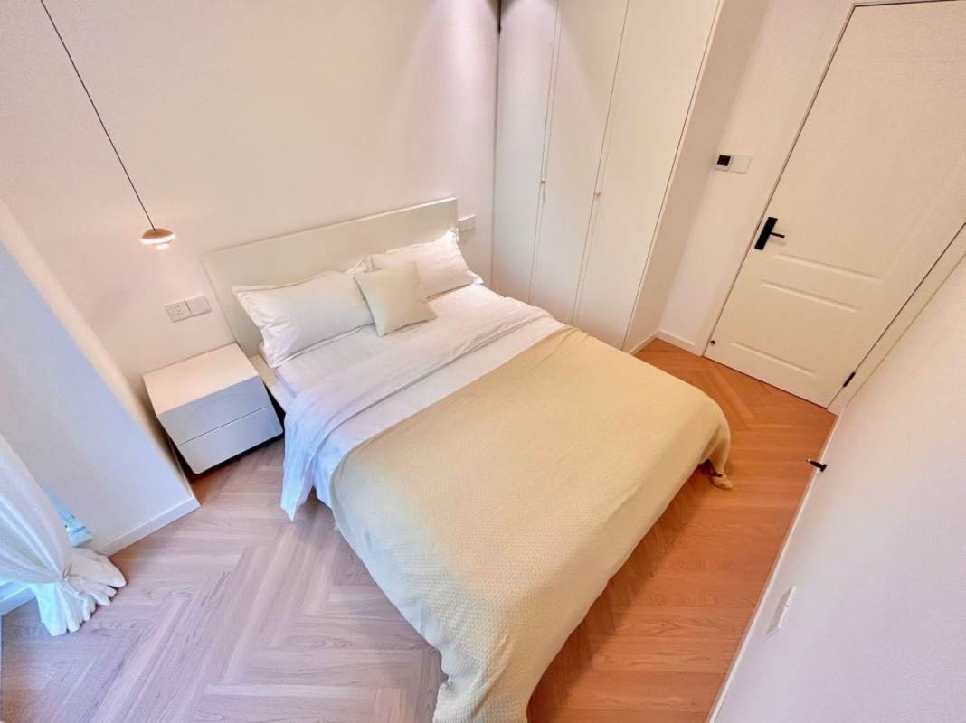Housing image — Bedroom
