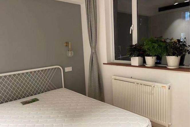2BR Apartment in Jing'an