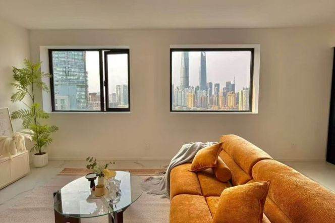 High-Floor Spacious 3BR Apartment near Xiaonanmen Metro