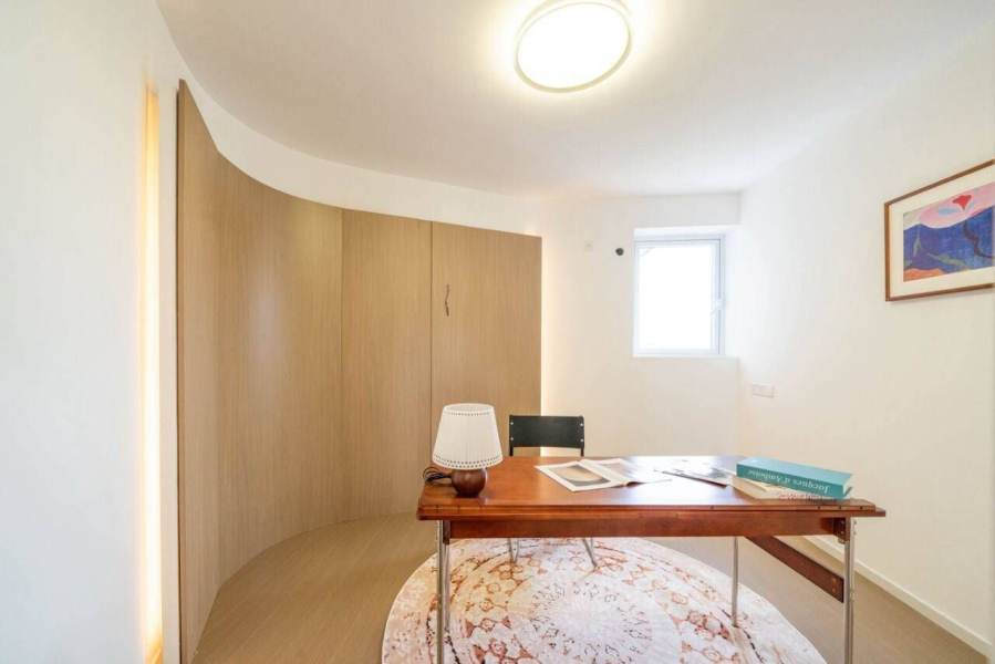 Housing image — Bedroom