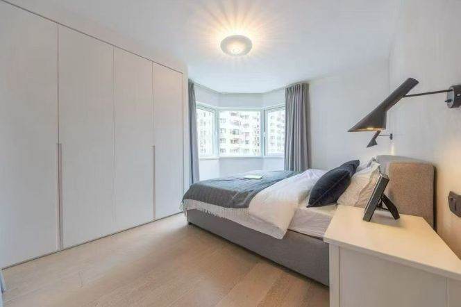2BR Apartment at Shanghai Grand Plaza (Compound)
