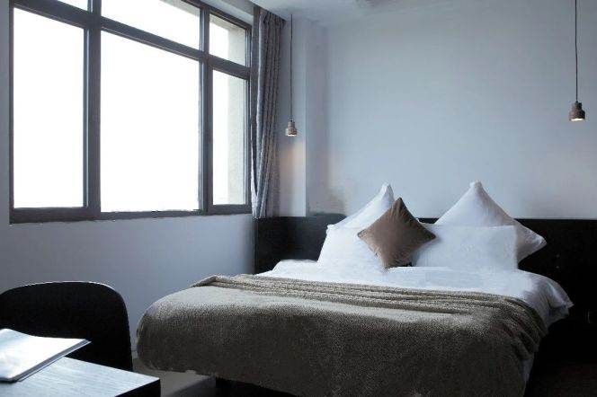 High-Floor 1BR Serviced Apartment near Linyi Xincun Metro (L6)