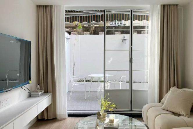1BR Lane House near Zhongshan Park with Terrace (L2/L11)