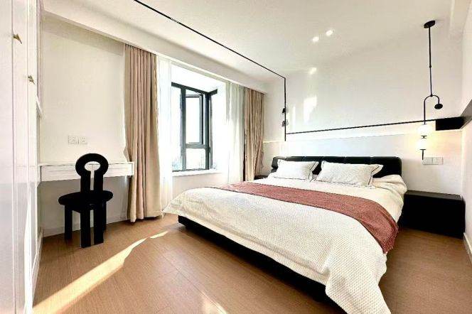 High-Floor 2BR Apartment at Brilliant City (L3/L4)
