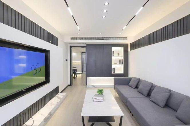 Spacious 1BR Apartment in Jing'an with Terrace (L7)