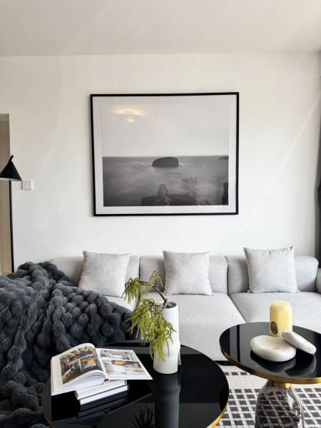Housing image — Living Room