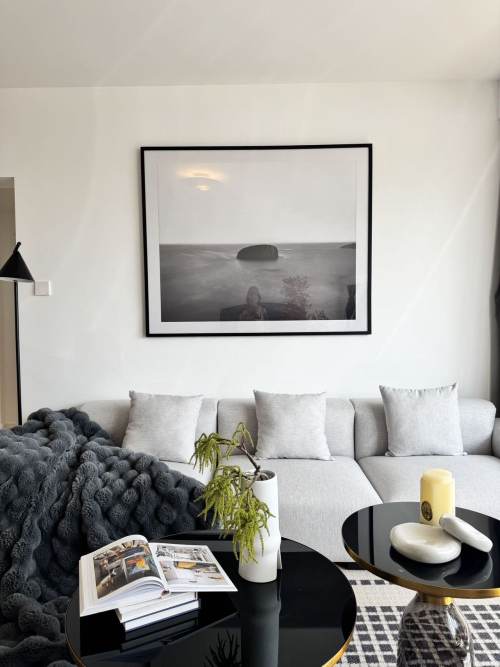Housing image — Living Room