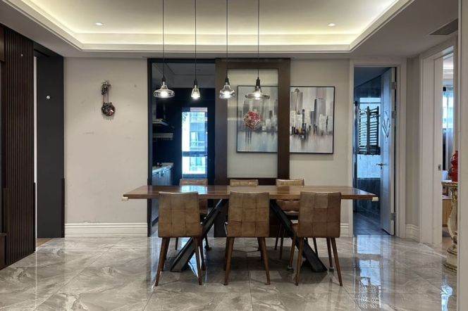 4BR Apartment near Hanzhong Rd Metro with Floor-to-Ceiling Windows (L1/L12/L13)