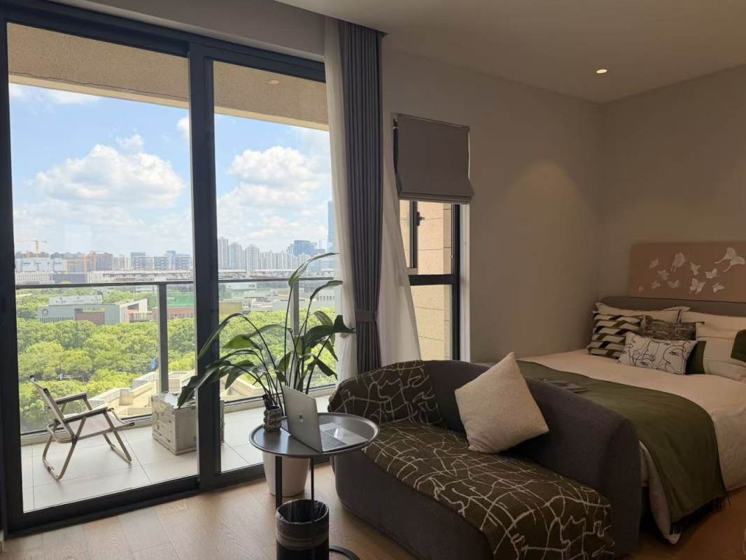 Housing image — Bedroom
