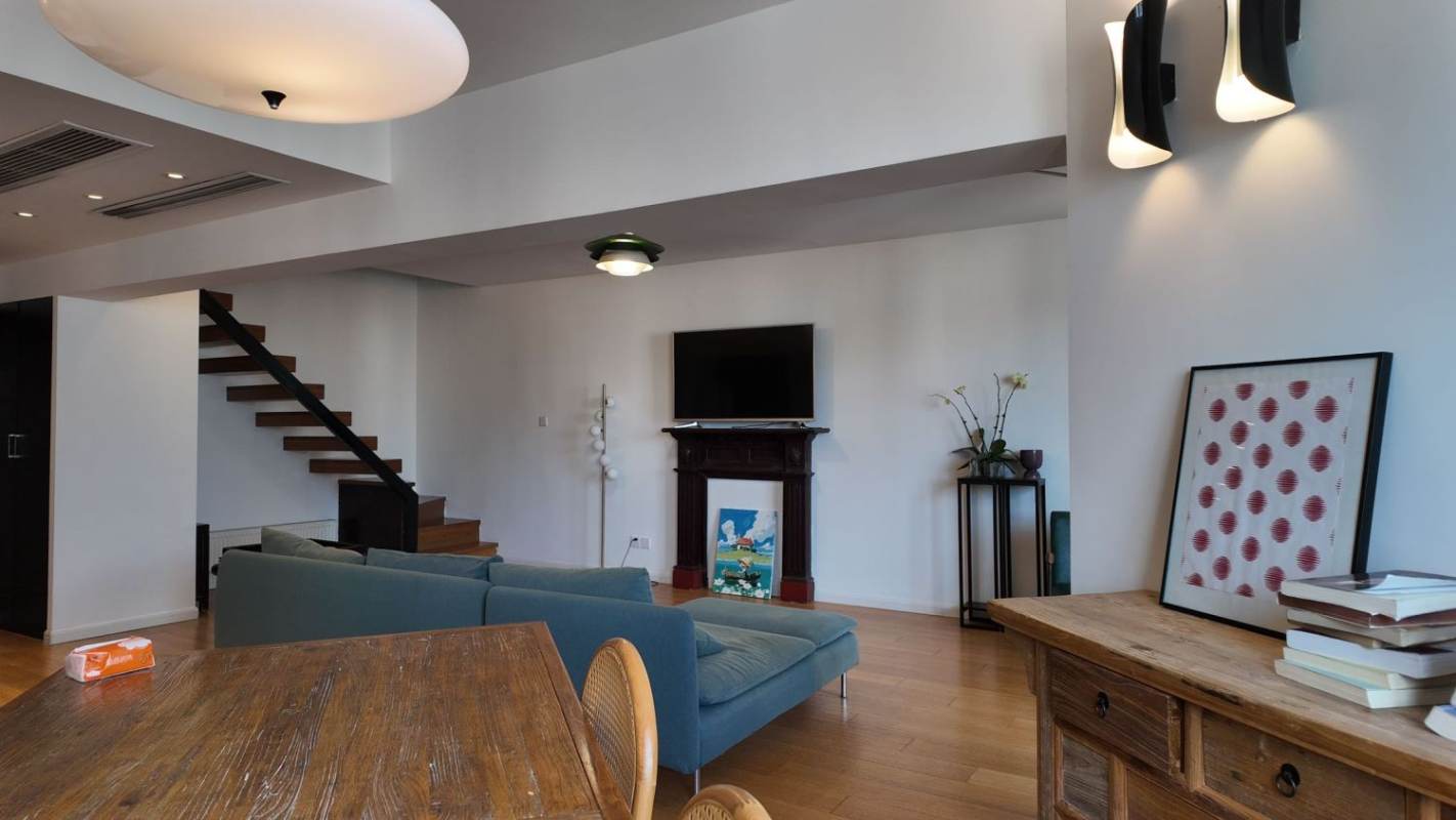Housing image — Living Room