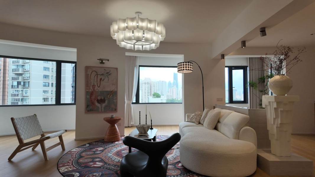 Housing image — Living Room