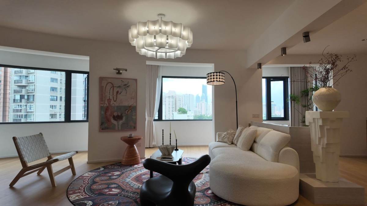 Housing image — Living Room