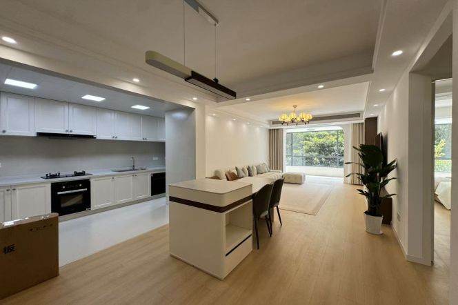 Spacious 2BR Apartment near Jiangning Rd Metro (L7/L13)