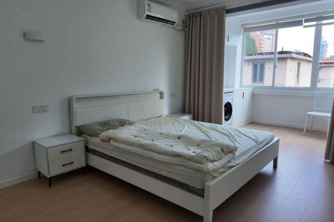 2BR Lane House in Xujiahui (L7/L9)