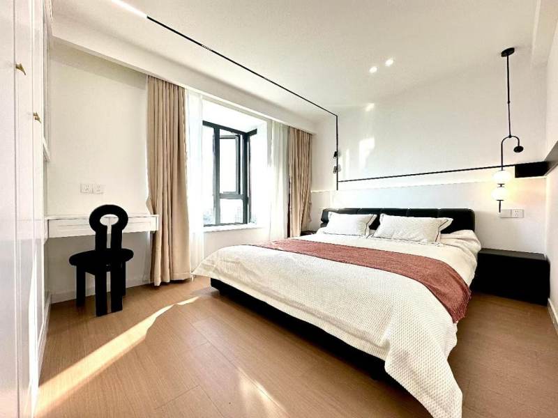 Housing image — Bedroom