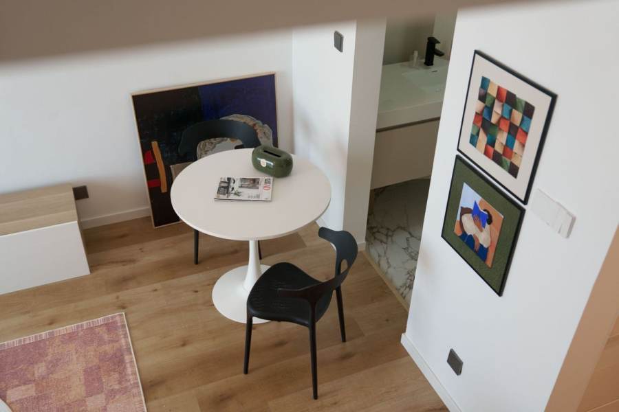 Housing image — Dining Area
