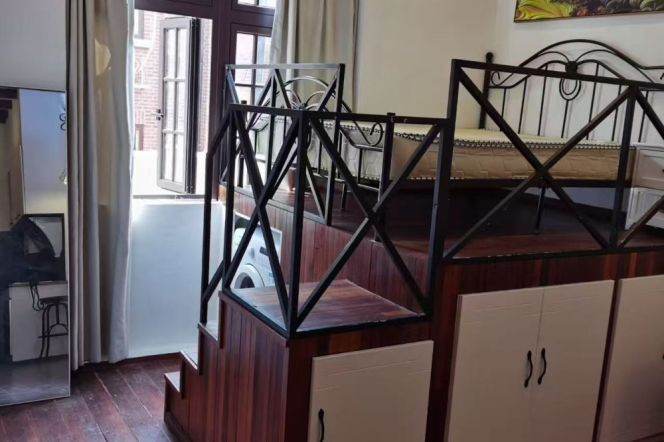 1BR Lane House in Old Xuhui
