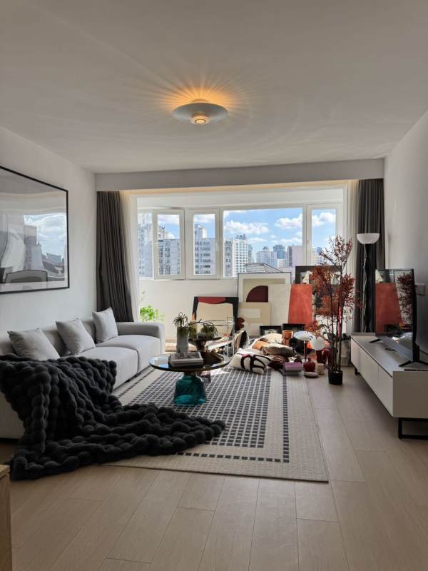 Housing image — Living Room
