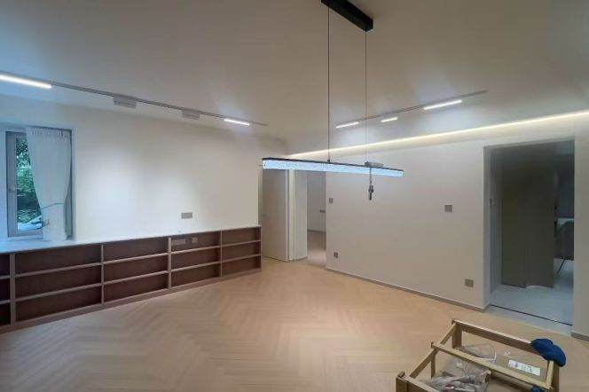 2BR Apartment near Dapuqiao Metro (L4)