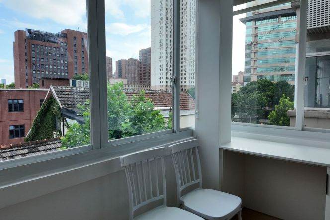 2BR Lane House in Xujiahui (L7/L9)