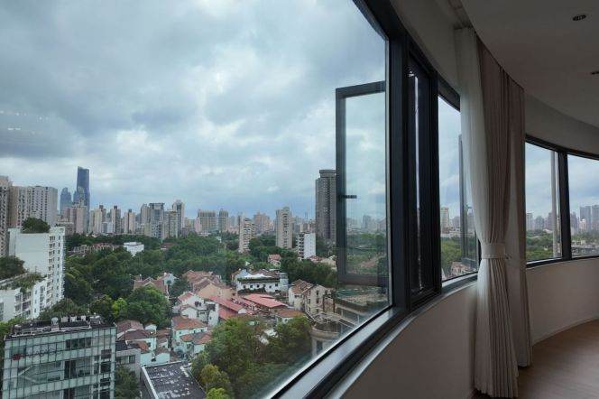 Spacious 2BR Apartment in Old Xuhui with Green View (L9/L12)