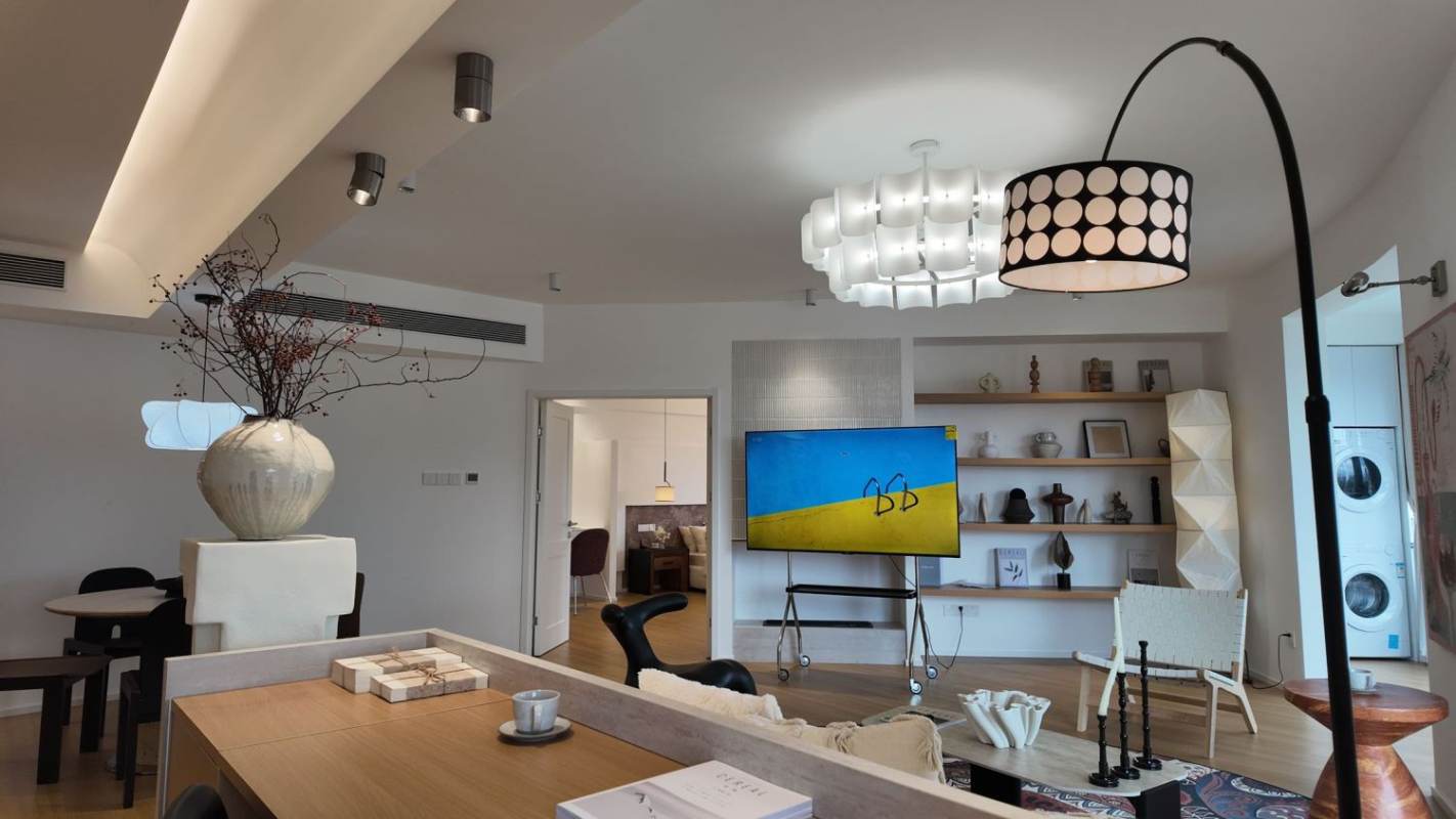 Housing image — Living Room