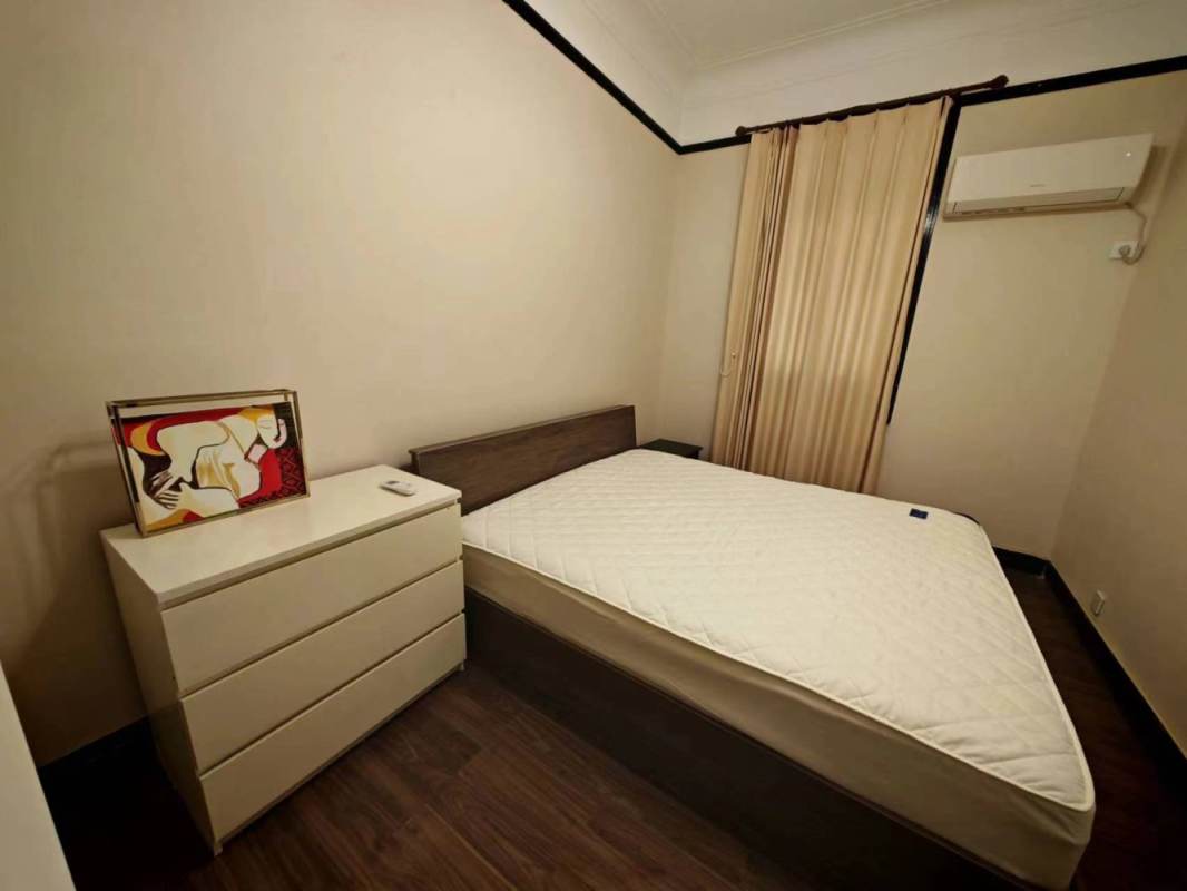 Housing image — Bedroom