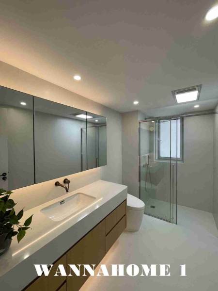 Housing image — Bathroom